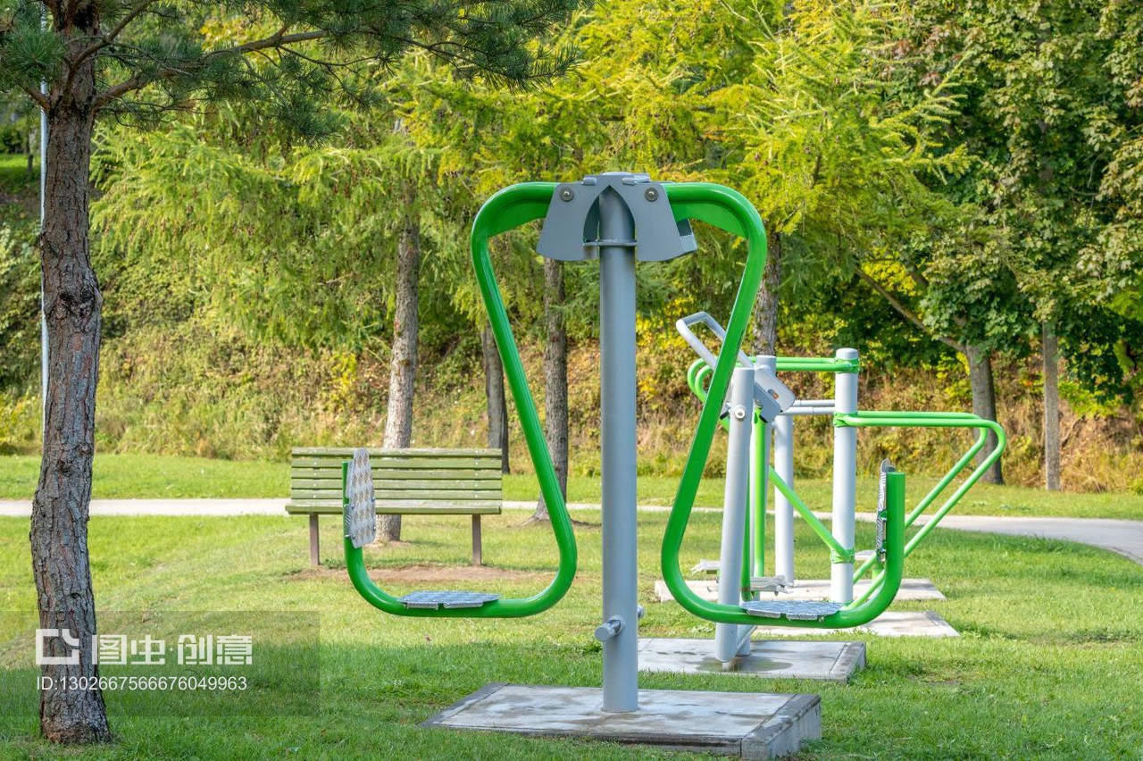 城市綠洲中的健康引擎 公園運(yùn)動(dòng)與健身器材全解析